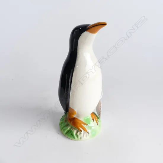VINTAGE PENGUIN FIGURINE IVORY WARE ENGLAND H. 160mm