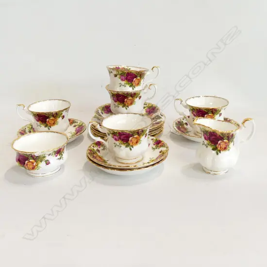 5 ROYAL ALBERT OLD COUNTRY ROSES TRIOS + MILK JUG & SUGAR BOWL 