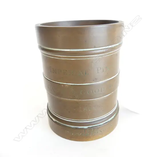 BRASS IMPERIAL PINT1875 NAVY RUM ISSUER