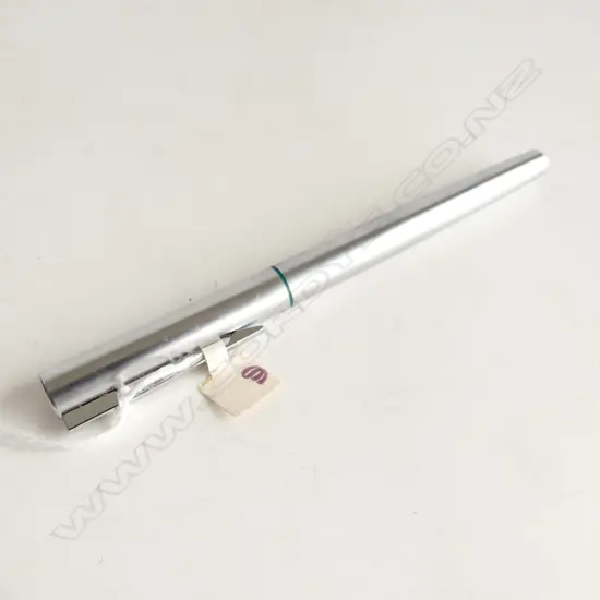 VINTAGE WATERMAN FOUNTAIN PEN WITH LABEL UNUSED L. 135MM