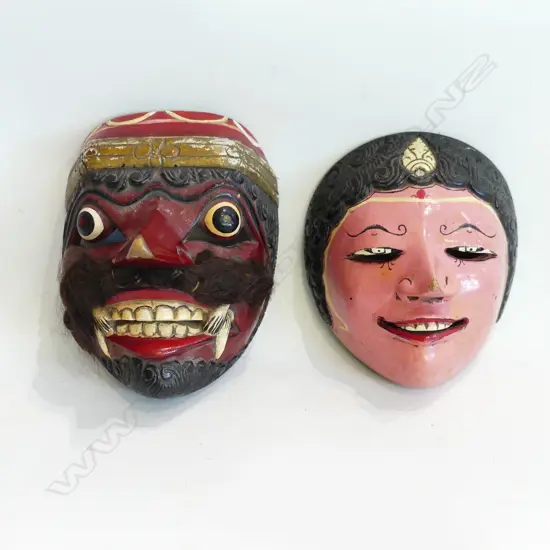 2 INDONESIAN WALL MASKS H.195mm