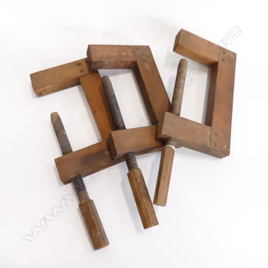 3 VINTAGE FRENCH CHERRY WOOD CLAMPS H.430mm