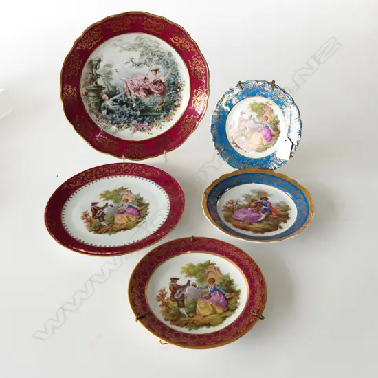 5 LARGE LIMOGES PLATES.