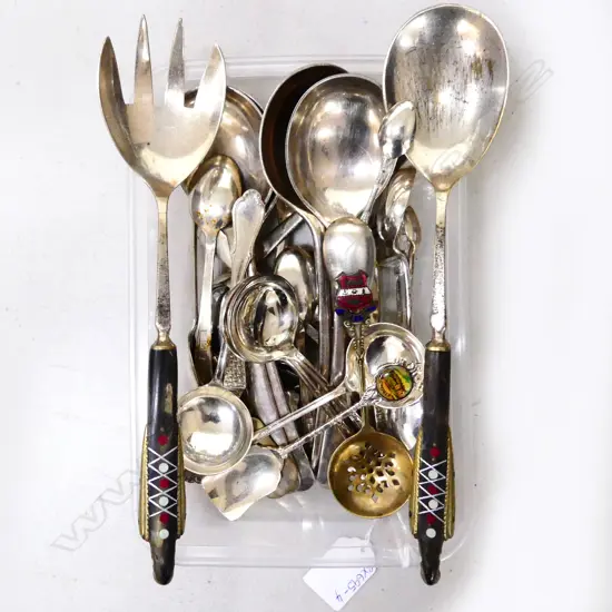 COLLECTION OF SILVER PLATE CUTLERY