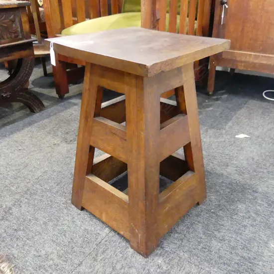 OAK ARTS & CRAFTS SIDE TABLE, SLANTED & SLATTED BASE H.475mm