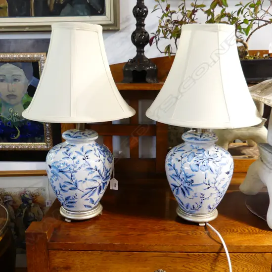 PR ORIENTAL B/W LAMPS H.530mm