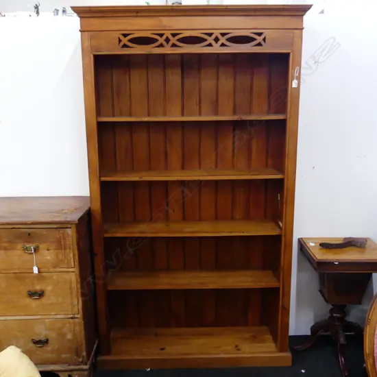 RECYCLED RIMU BOOKCASE 1170x320x1990mm