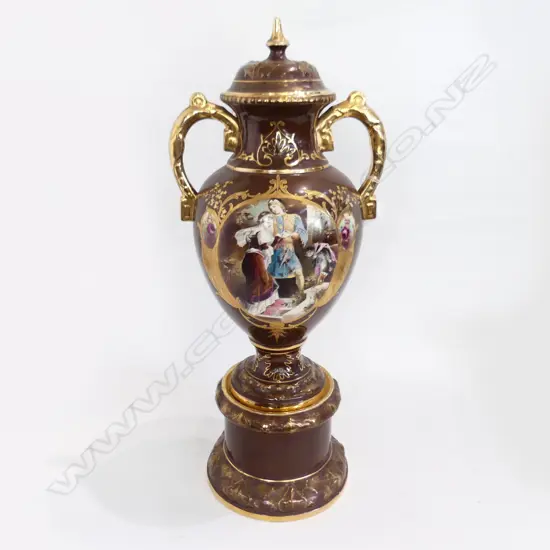 LG VICTORIAN LIDDED URN VASE H.670mm