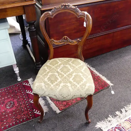 VICTORIAN CARVED BALLOON BACK CHAIR
