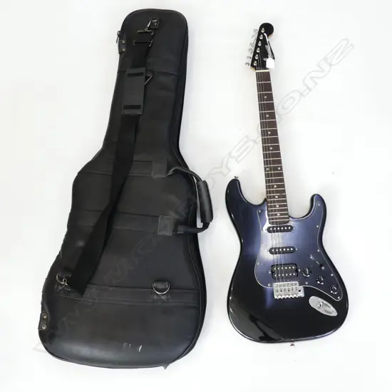 'BUROZE' ELECTRIC GUITAR in soft case