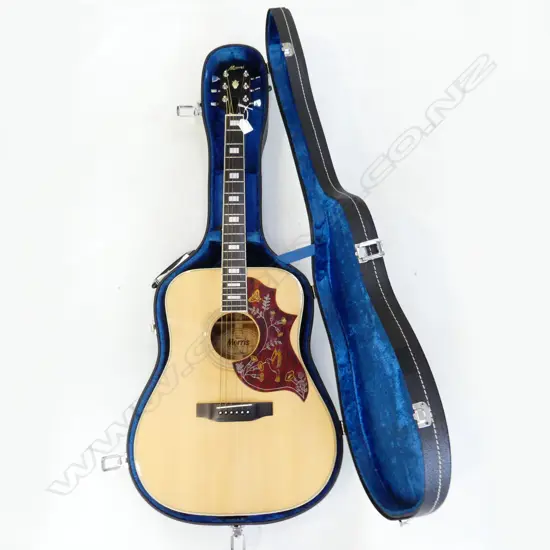 QUALITY VINTAGE 'MORRIS' ACOUSTIC GUITAR in hard case