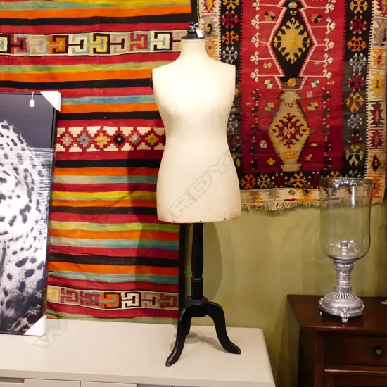 ANTIQUE FRENCH MANNEQUIN/TAYLORS MODEL 