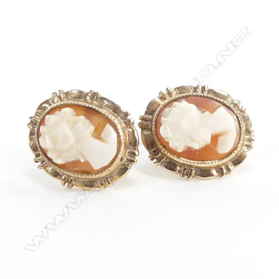 PR 9CT GOLD CAMEO STUD EARRINGS 2.62gms