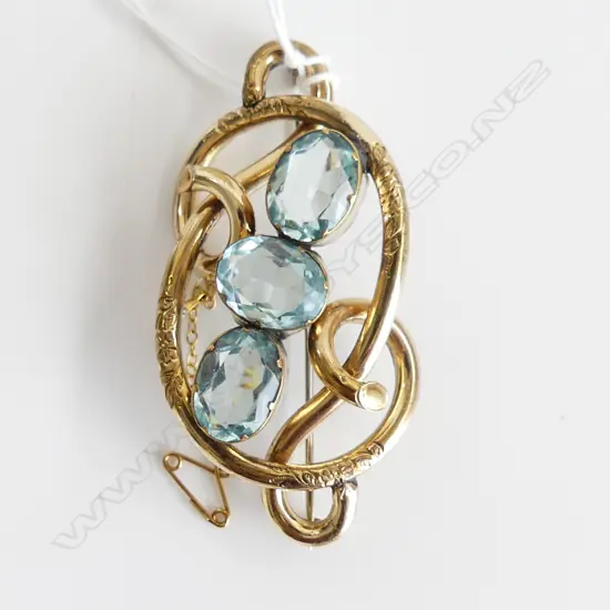 LG VICTORIAN PINCHBECK BROOCH w. BLUE STONES 28.8 GRAMS 70x30mm