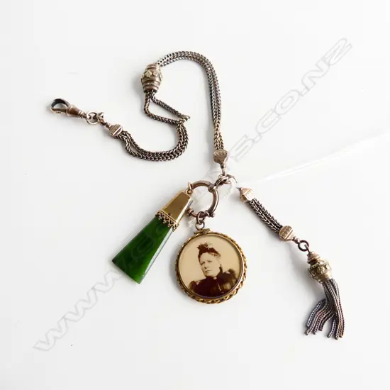 VINTAGE 9ct GOLD ALBERTINA CHAIN WITH GREENSTONE & GOLD PENDANT & PHOTO LOCKET 30gms total