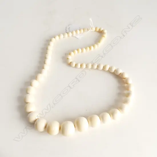 ANTIQUE IVORY BEAD NECKLACE L.620MM lgest Dia.19mm.