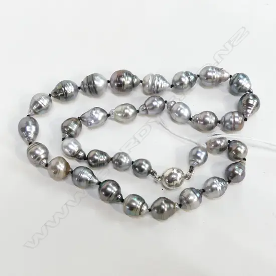 BLACK PEARL NECKLACE w. 925 MAGNETIC CLASP L.490mm