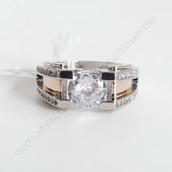 3CT FAUX DIAMOND RING WITH 925 SILVER PLATE