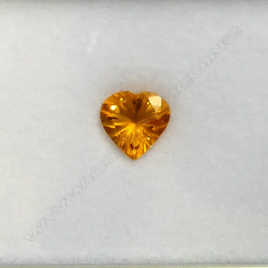 NATURAL HEART SHAPED CITRINE STONE, WITH AIG REPORT 