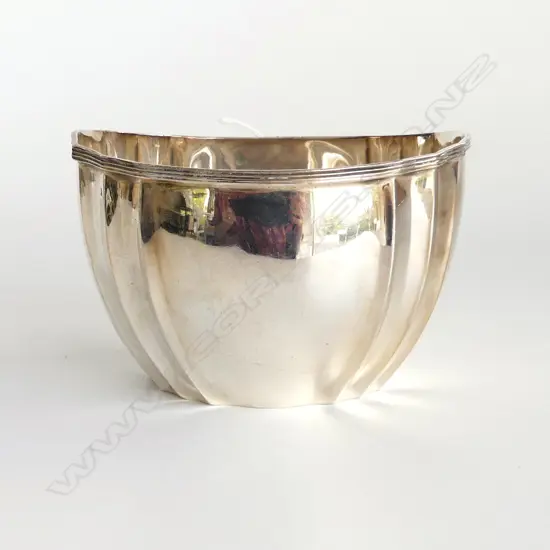 STG SILVER BOWL, LONDON 1924 200 GRAMS