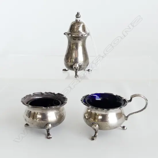 3 PCES STG SILVER; PR SALTS & PEPPER POT, B'HAM 1939 90 GRAMS