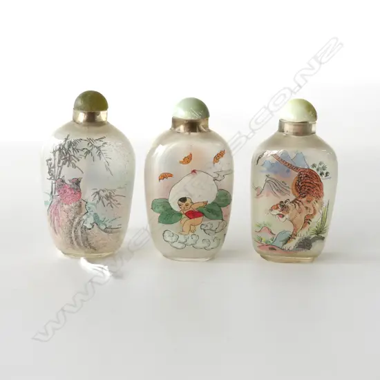 THREE INSIDE PAINTED CHINESE SNUFF BOTTLES. W 17CMX17CM H 14CM