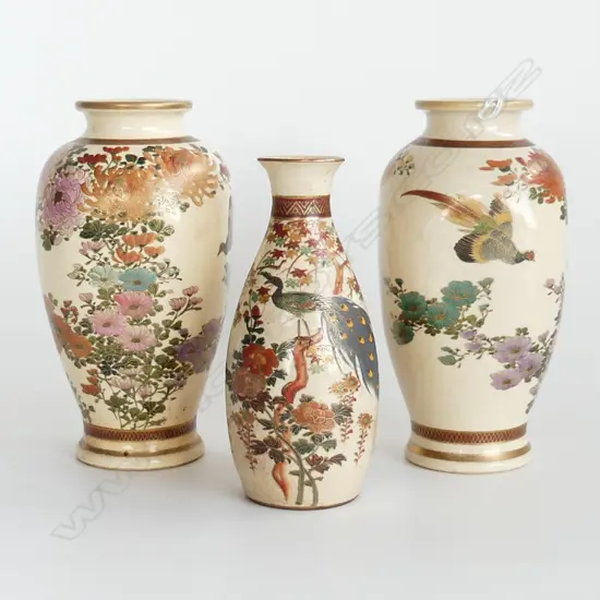 PR JAPANESE VASES - FLOWERS & BIRD PATTERN (H. 200mm) & SAKE BOTTLE - PEACOCK DECORATION (H.N165mm)