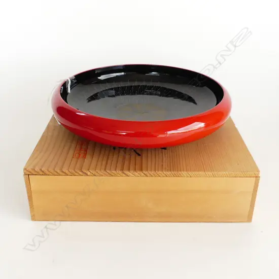 JAPANESE LACQUER WARE BOWL IN CEDAR BOX  DIA. 235mm