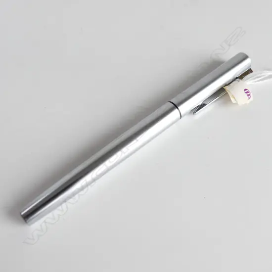 VINTAGE WATERMAN FOUNTAIN PEN UNUSED WITH LABEL L. 135mm