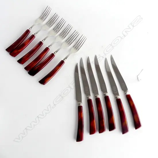 VINTAGE 12 PIECE STEAK SET BY GH CANADA – 6 KNIVES + 6 FORKS