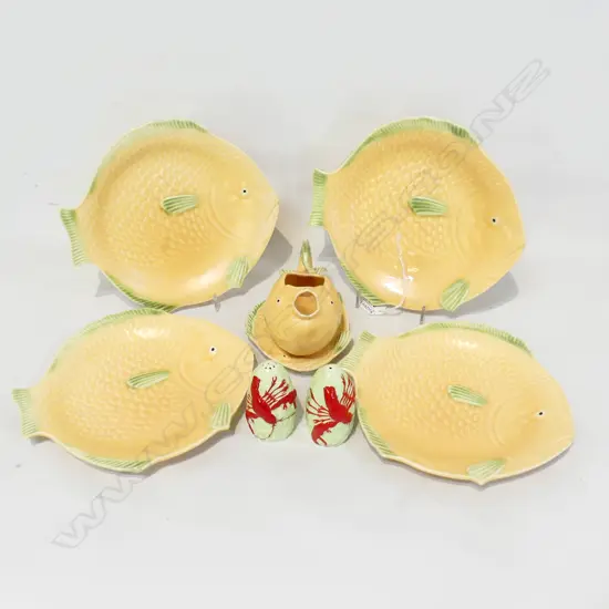 4 SHORTER & SON FISH PLATES WITH SAUCE JUG & 2 CARLTONWARE PEPPER & SALT