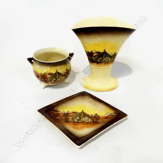 3 PCES ROYAL STAFFORDSHIRE 'HOMELAND SERIES'; VASE H.140mm, DIAMOND SHAPED DISH & MINI COULDRON H.70mm