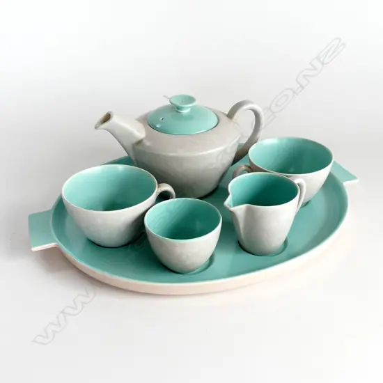POOLE TWINTONE BREAKFAST TRAY; ICE GREEN / MUSHROOM 370x270mm