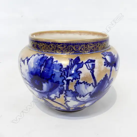 ROYAL DOULTON LARGE JADINIERE IN POPPY PATTERN GILT ENRICHMENTS. HAIRLINE CRACK. 250X200mm