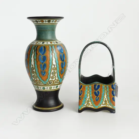 2 PCES GOUDA; VASE H.230mm & BASKET (HANDLE REPAIRED)