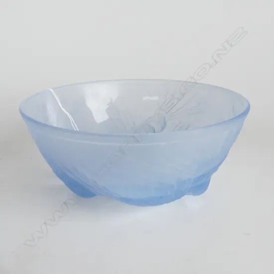 FRENCH ART DECO FROSTED BLUE GLASS BOWL WITH BIRDS IN RELIEF – MAKERS NAME IMPRESSED D. 190mm
