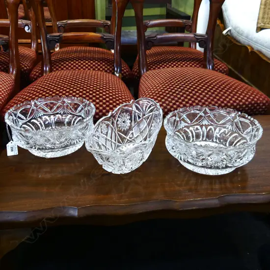 PR LG CUT CRYSTAL BOWLS (DIA 220mm) + OVAL CUT CRYSTAL BOWL (290 X 160mm)