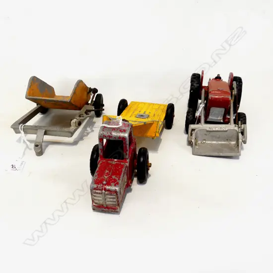 FUNHO 2 WHEEL TRACTOR & TRAILER L290 FRONT LOADER TRACTOR L220MM & TRAILER 