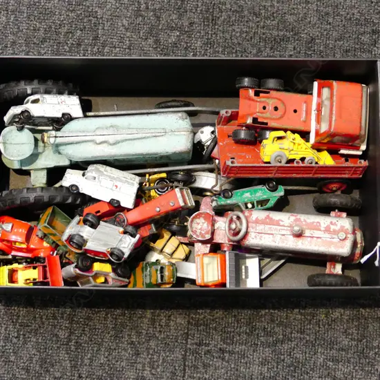 BOX MIXED FUNHO & OTHER VINTAGE TOYS