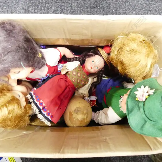  SMALL BOX OF ANTIQUE DOLLS 