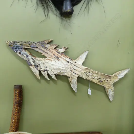 STUDIO POTTERY FISH ARTWORK L.730mm