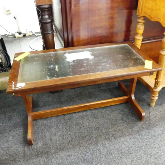 G PLAN MAHOGANY COFFEE TABLE w. ETCHED GLASS TOP  760x380x395mm