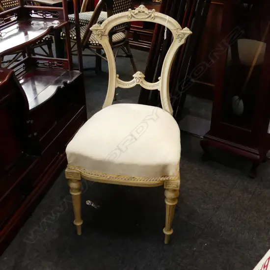 EARLY 20thC FRENCH BALLOON BACK CHAIR