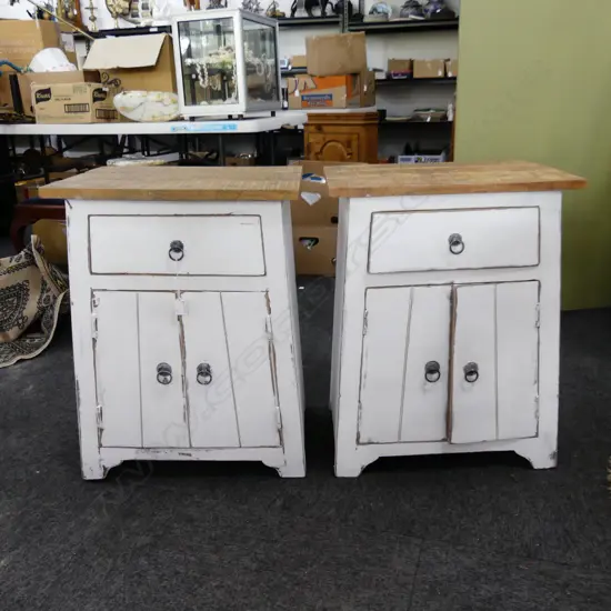 PR WHITE PAINTED BEDSIDE CABINETS 500x380x660mm