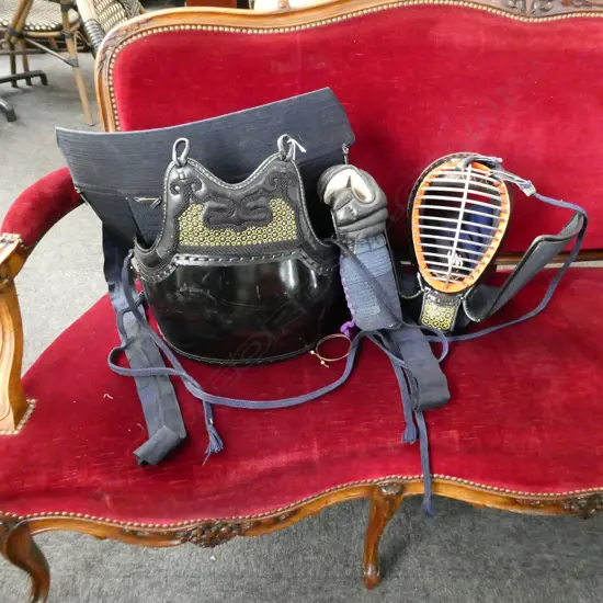 AUTHENTIC JAPANESE KENDO UNIFORM. INCL. HELMET, CHEST SHIELD, SKIRT, GLOVE - ORIGINAL BAG