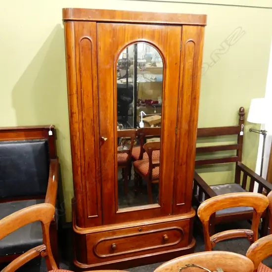 LG 2 PART COLONIAL WARDROBE w MIRROR 1000x510x1980mm