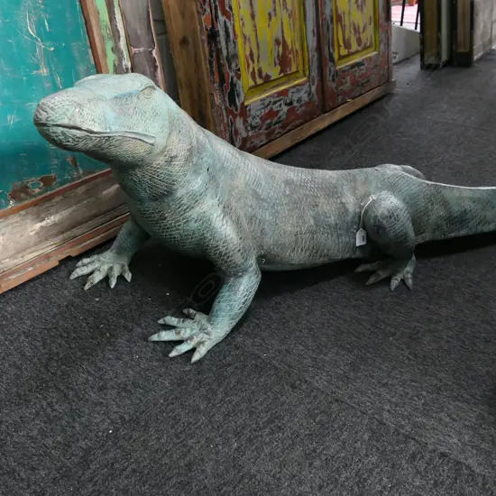 LARGE BRONZE KOMODO DRAGON L.1800mm H.470mm