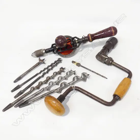 HAND DRILL, BRACE, 7 ASST. BITS