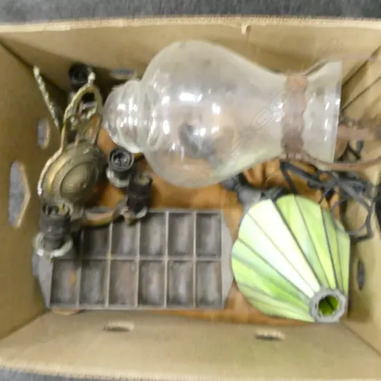 BOX LOT VINTAGE LIGHT FITTINGS, GEM IRON, LAMP, LG LEATHER BAG