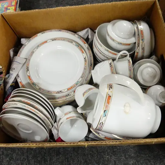 PART HUTCHENREUTHER DINNER SERVICE GALLERIA PAT